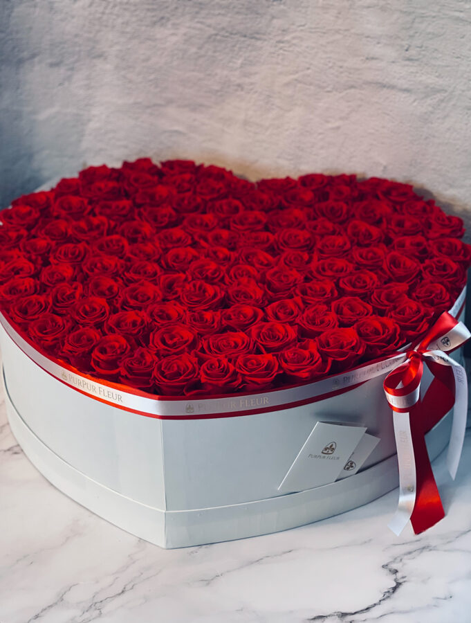 ⚜️Extra Large Heart Box with Forever Red Roses