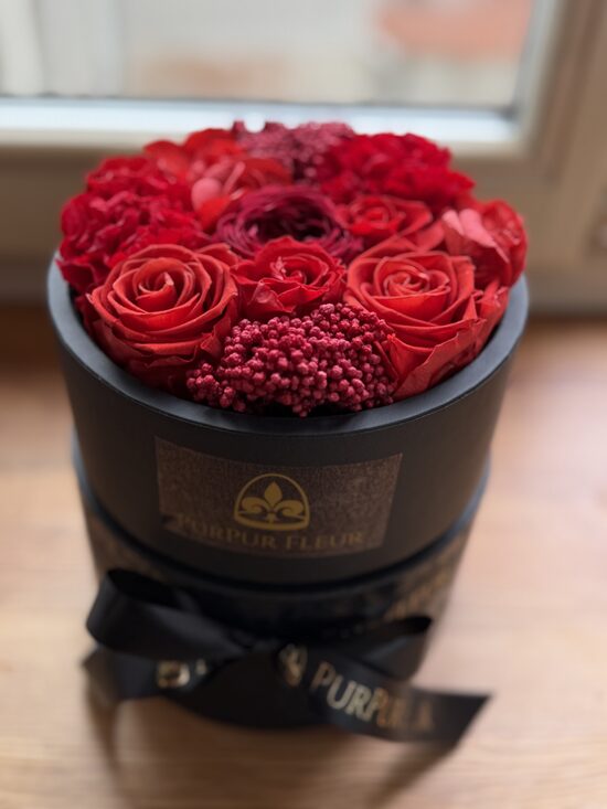 ⚜️Red Forever Flower Mix in Red Box