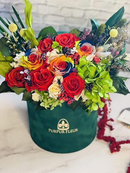 ⚜️Red & Rainbow Forever Flower Mix in GREEN luxury box